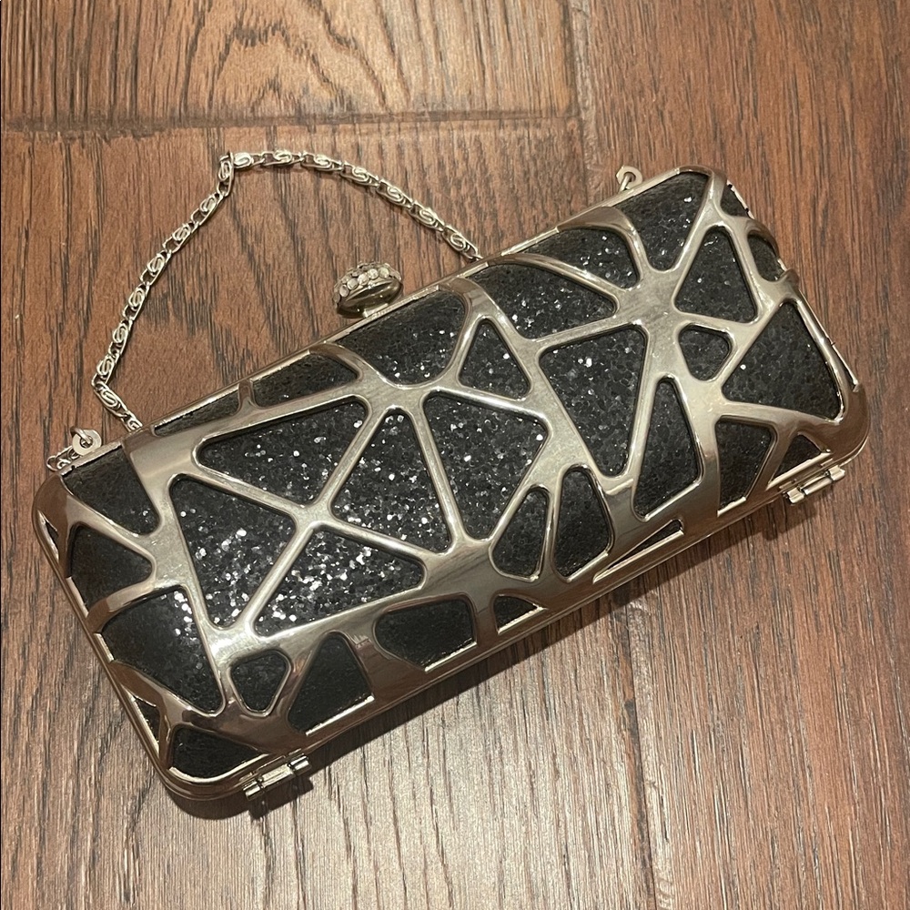 TJMaxx Black and Silver Clutch